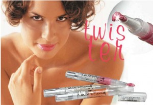   αρκετά ευκολόχρηστο gloss για extra λάμψη!